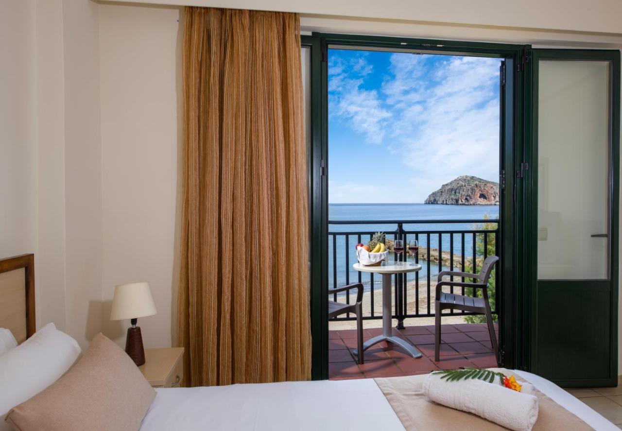 Agia Marina Margarita Beach Hotel מראה חיצוני תמונה