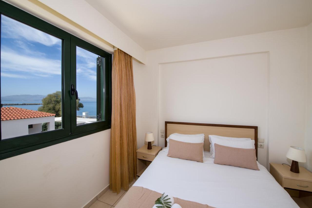 Agia Marina Margarita Beach Hotel מראה חיצוני תמונה
