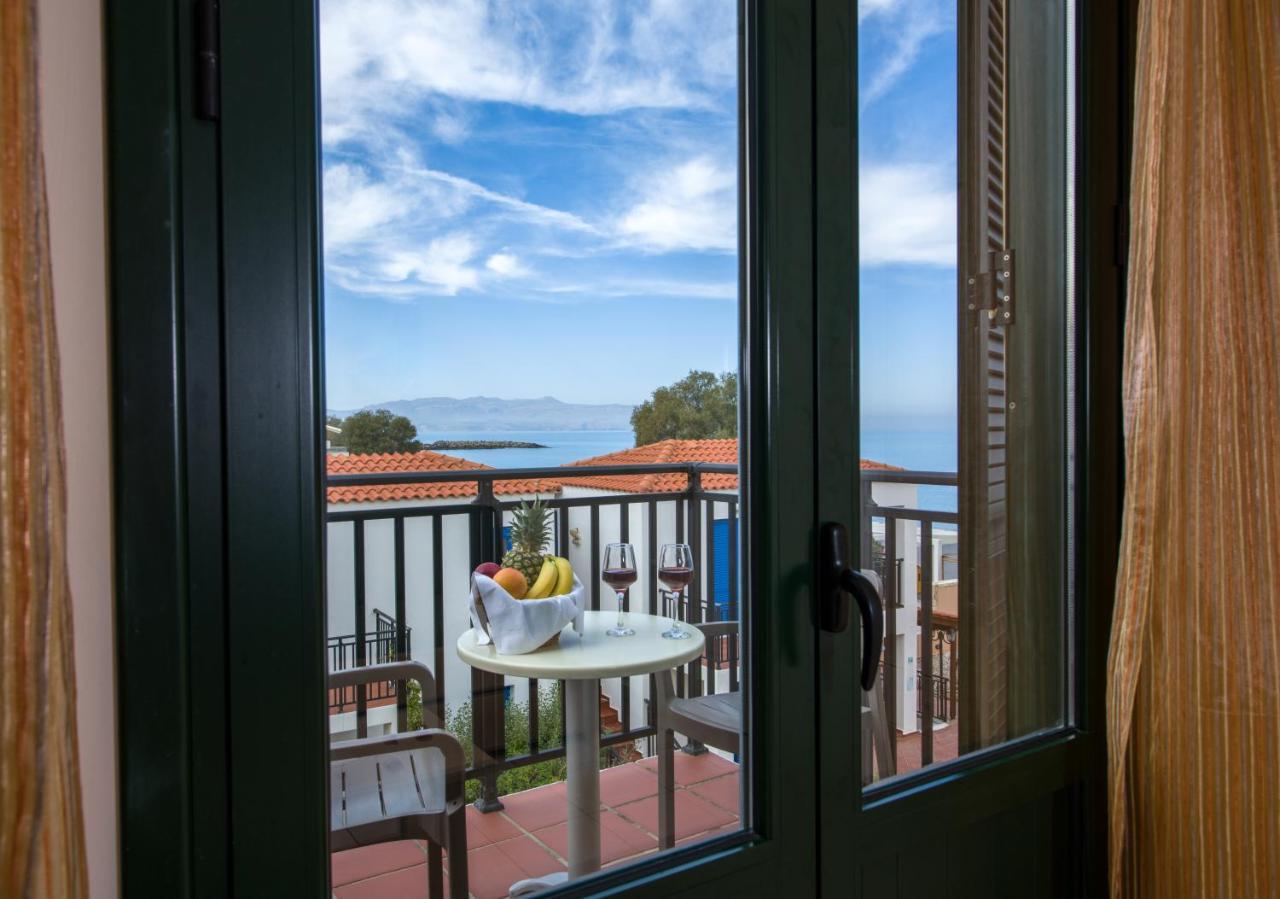 Agia Marina Margarita Beach Hotel מראה חיצוני תמונה