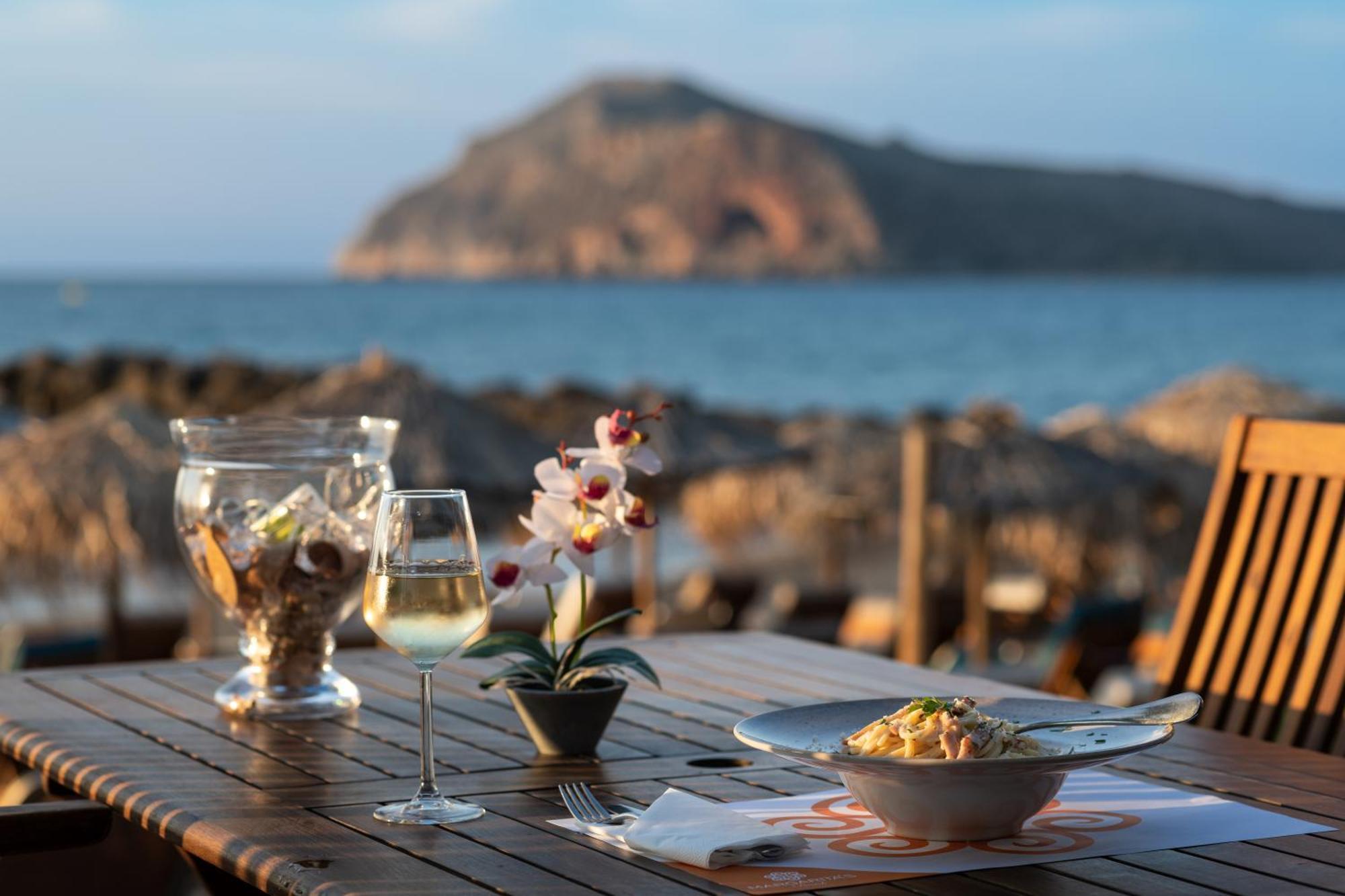 Agia Marina Margarita Beach Hotel מראה חיצוני תמונה