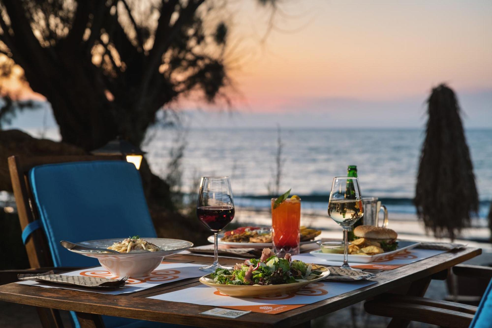 Agia Marina Margarita Beach Hotel מראה חיצוני תמונה
